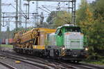 BR 4185 002-7 von NexRail mit einem Bauzug bei der Durchfahrt HH-Harburg Richtung Hafen/Hauptbahnhof.