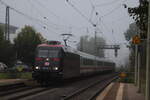 BR 101 127 (100 Jahre BR 01) zieht Intercity 2156 Richtung Köln durch Melsungen am 6.  September.2025 