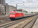 BR 101 085-9 als (IC 2082 Berchtesgarden -> Hamburg-Altona) durch Mnchen-Heimeranplatz.