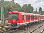 BR 474 005 + BR 474 ??? S-Bahn Hamburg auf der S2 nach Aumhle Ausfahrt HH-Bergedorf.