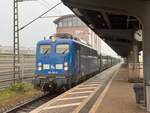 BR 140 008-6 (140 845-9) der PRESS mit Leeren Autozug durch HH-Bergedorf -> Bchen. 28.05.2025