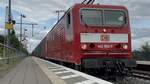 143 963-7 von SKL mit Containerzug Richtung Lehrte am 17.07.2024