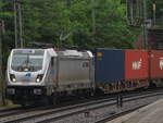 BR 187 014 von Metrans / Die Gterbahnen mit Containerzug durch HH-Harburg -> Maschen/Buchholz.